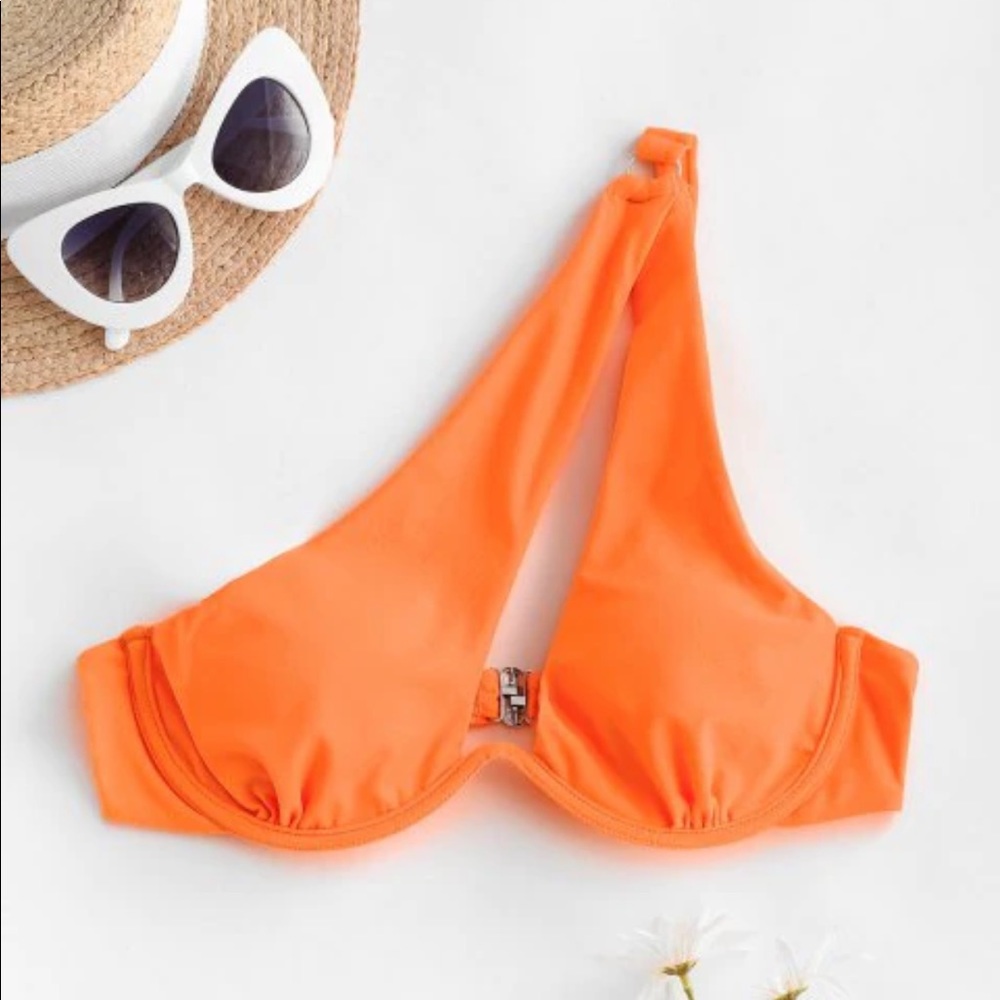 BRAND NEW Orange ZAFUL swim suit top